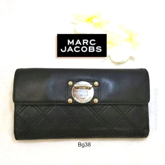 MARC JACOBS Wallet Black Genuine Leather Quilted Trifold Cards Bills Slots Bill… - Picture 1 of 11